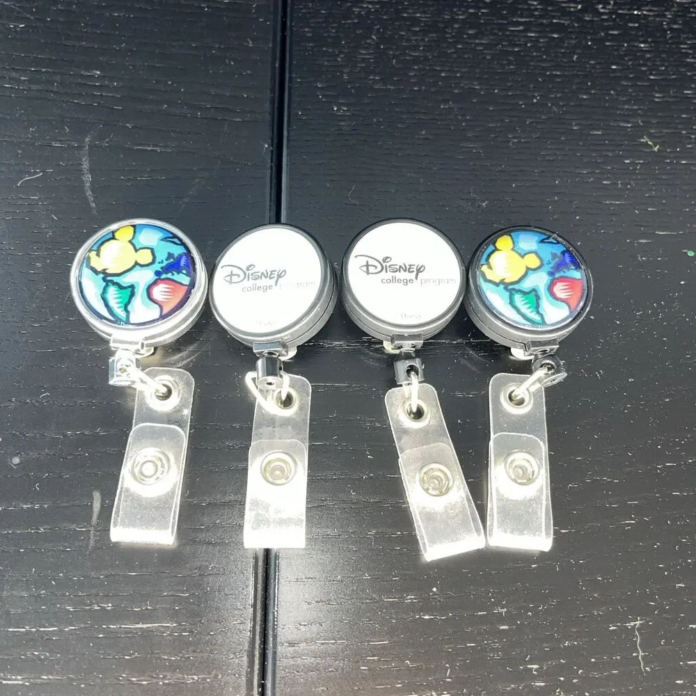 Disney Badge Retractable Reel ID Badge Key Card Holder Lot Of 4 College Program
